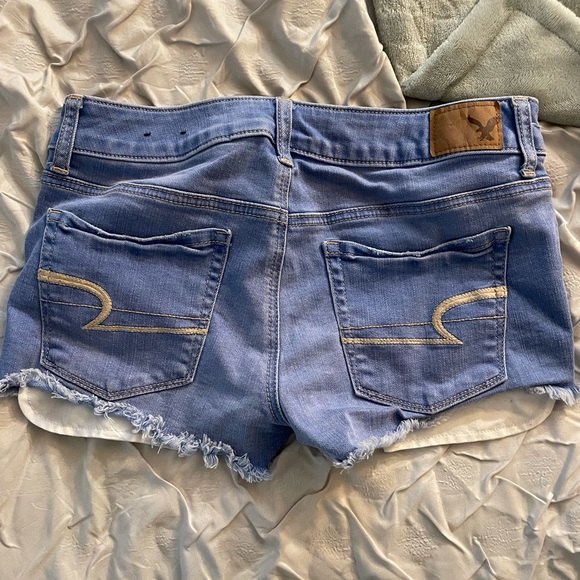 AE shorts - Picture 2 of 2